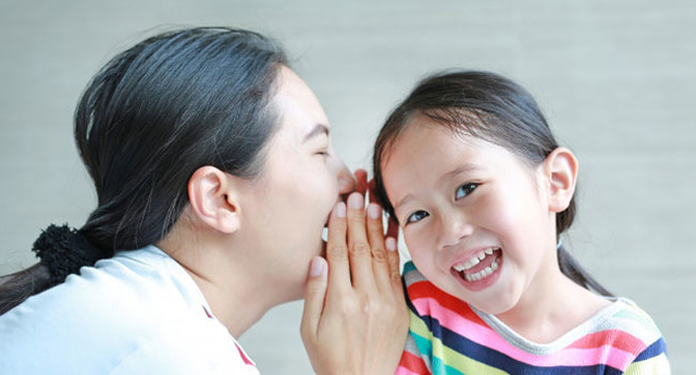 5 Cara Mengajarkan Anak Berterima Kasih