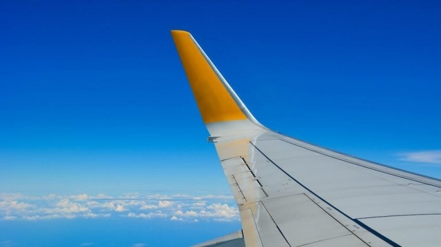Tips Memilih Tempat Duduk Di Pesawat Yang Perlu Kamu Ketahui