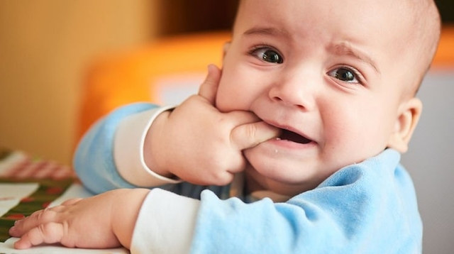 Penyebab Muntah Pada Bayi Yang Perlu Diketahui