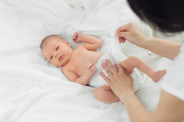 5 Cara Mengatasi Ruam Popok Pada Bayi