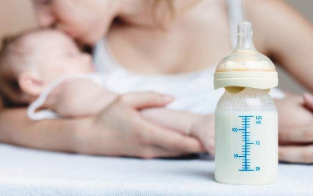 Bayi Baru Lahir Tidur Terus.  Wajar Atau Tidak?