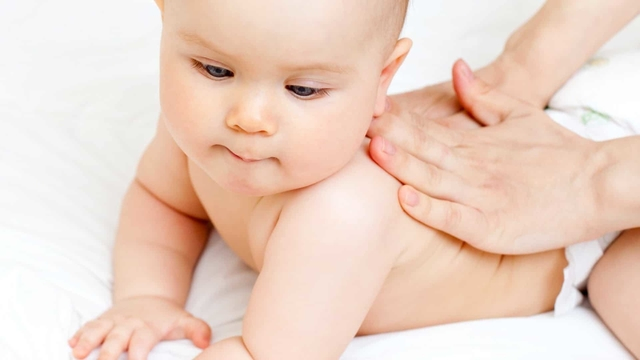 Manfaat Petroleum Jelly Untuk Kulit Bayi