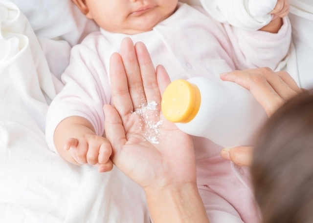 3 Langkah Memilih Produk Skincare Untuk Kulit Bayi Yang Sensitif