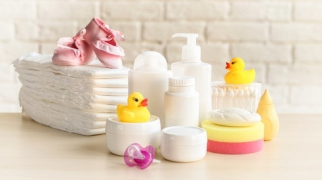 3 Langkah Memilih Produk Skincare Untuk Kulit Bayi Yang Sensitif