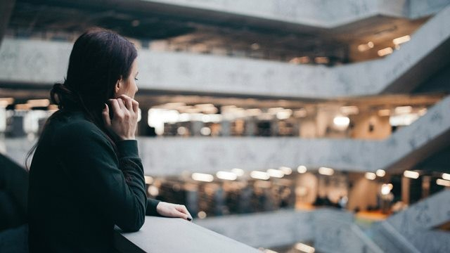 5 Tanda Yang Muncul Ketika Pekerjaan dan Kehidupan Pribadi Tidak Seimbang