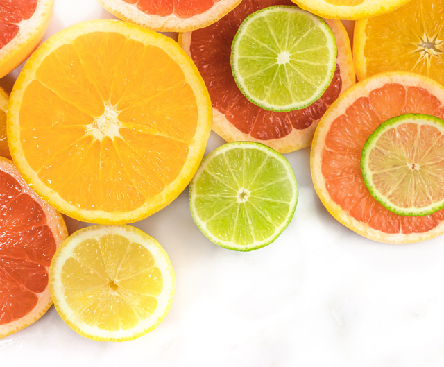 Buah Tinggi Vitamin C Dapat Mencegah Gangguan Pendengaran
