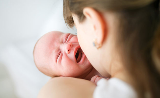 4 Alasan Kenapa Bayi Baru Lahir Sebaiknya Tidak Langsung Dimandikan