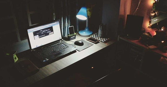 Stress Bekerja Bikin Pusing? Lakukan 6 Aktivitas Ini Di Kantor!