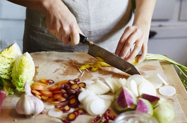 5 Cara Mengatasi Rasa Bosan Makan Makanan Sehat