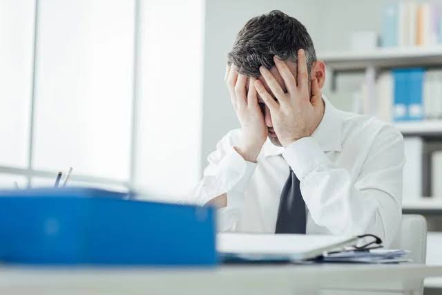 Stress Kerja Berkepanjangan Dapat Tingkatkan Risiko Penyakit Jantung Koroner