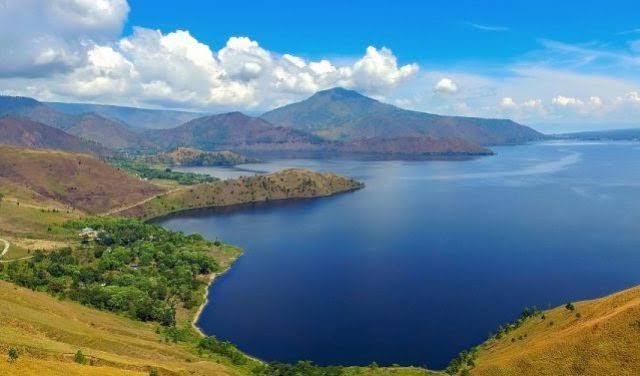 Berikut Ini 5  Danau Terindah di Dunia, Ada yang dari Indonesia Lho!
