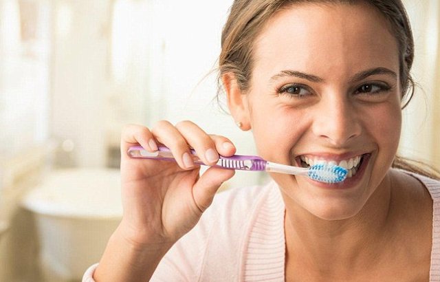 Perhatikan Tips Berikut Ini untuk Tetap Menjaga Gigi Sehat