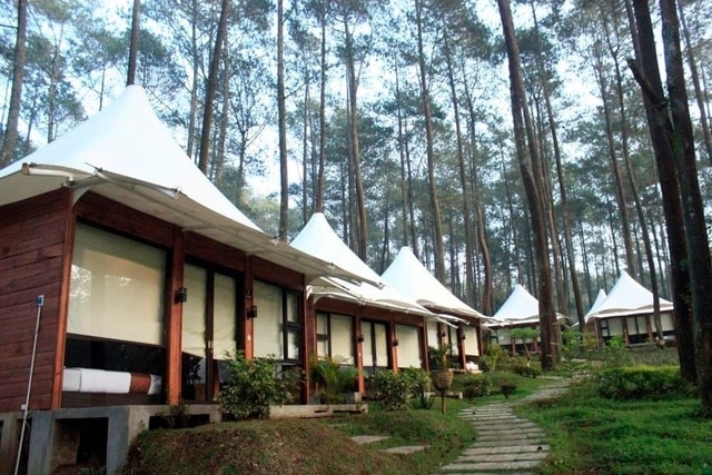Hotel Bernuansa Outdoor di Bandung, Cocok untuk Camping!