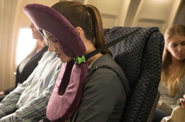 Jenis Bantal Leher Nyaman untuk Traveling, Nggak Bikin Pegal