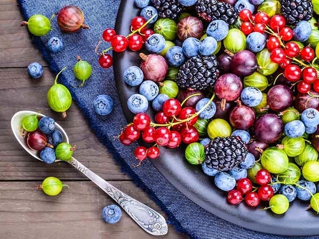 Wabah Corona: 6 Buah Kaya Vitamin C & B untuk Kesehatan Paru