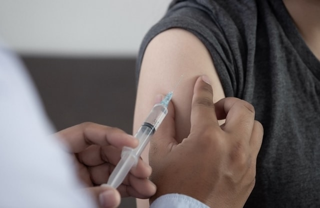 Mengapa Vaksin Pneumonia Tidak Mampu Menangkal Virus Corona?