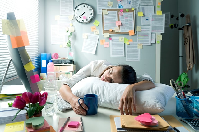 Ini Akibat yang Ditimbulkan Ketika Kamu Sering Menunda Pekerjaan Kantor!
