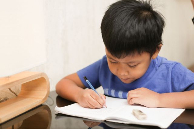 Ini 6 Alasan Mengapa Anak Malas Belajar. Coba Perhatikan!