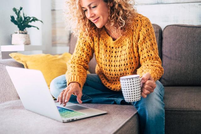 5 Cara Cerdik Tidak Diganggu Anak Saat Work From Home!