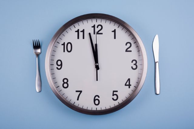 5 Tips Mudah Jaga Pola Makan Selama Kamu Work From Home!