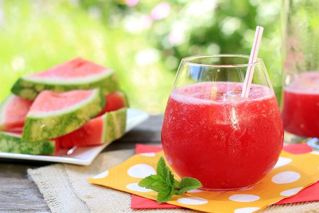 Tingkatkan Daya Tahan Tubuh dengan Konsumsi 5 Jus Buah Ini