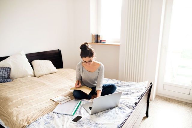 WFH: Hindari Kerja di Tempat Tidur, Berikut 5 Alasannya
