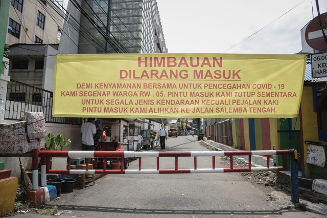Sisi Positif dan Negatif PSBB Untuk Menekan Penularan Virus