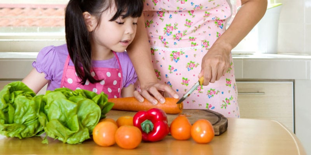 5 Manfaat Mengedukasi Anak Tentang Puasa Sejak Usia Dini