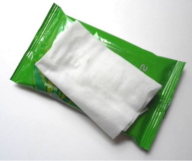 6 Starter Pack yang Perlu Dibawa Saat New Normal