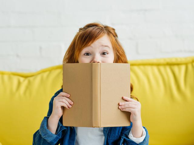 Ada 4 Hal yang Bisa Kamu Lakukan Ketika Anak Sulit Belajar Membaca