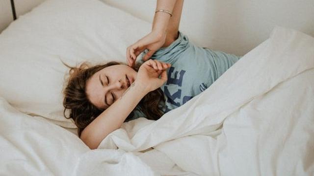 Baik Untuk Kesehatan, Ketahui Sejumlah Manfaat Tidur Siang
