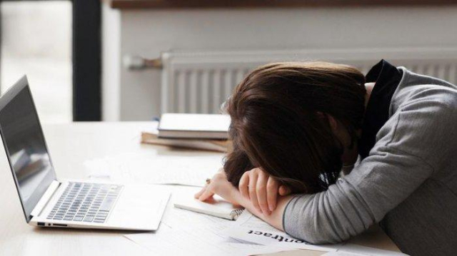Merasa Motivasi Diri Menurun? Bisa Jadi 6 Hal Ini Penyebabnya! | Enervon