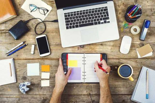 Coba Perhatikan! 5 Kelemahan Multitasking yang Sering Tak Disadari