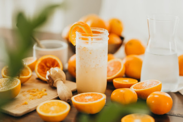5 Alasan Pentingnya Memenuhi Kebutuhan Vitamin C Per Hari. Bisa Bantu Jaga Imunitas, Lho!