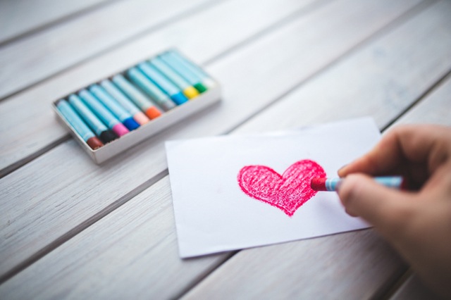 Ajarkan Self Love Pada Anak. Langkah Agar Ia Mampu Cintai Diri Sendiri