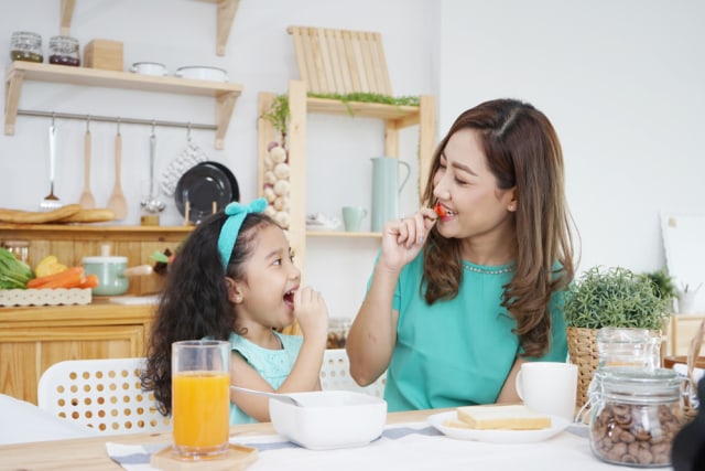 Mendidik Anak Untuk Suka Sayur, Lakukan Dengan Cara yang Menyenangkan