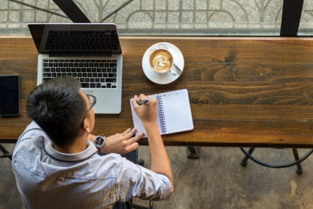 5 Tips Berpikir Kreatif Untuk Ciptakan Ide Bisnis Menarik!
