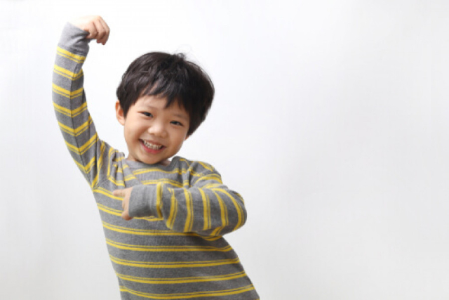 Enervon-C Plus Sirup, Multivitamin untuk Pertumbuhan Anak