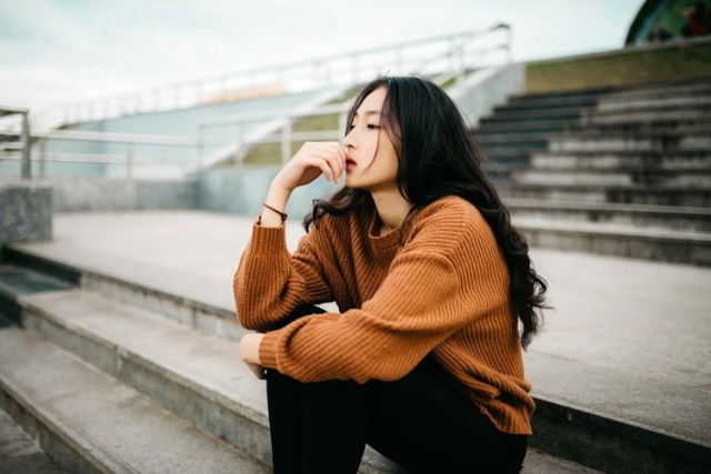 5 Tips Efektif Atasi Overthinking. Dapat Hindari Masalah Kesehatan Mental!
