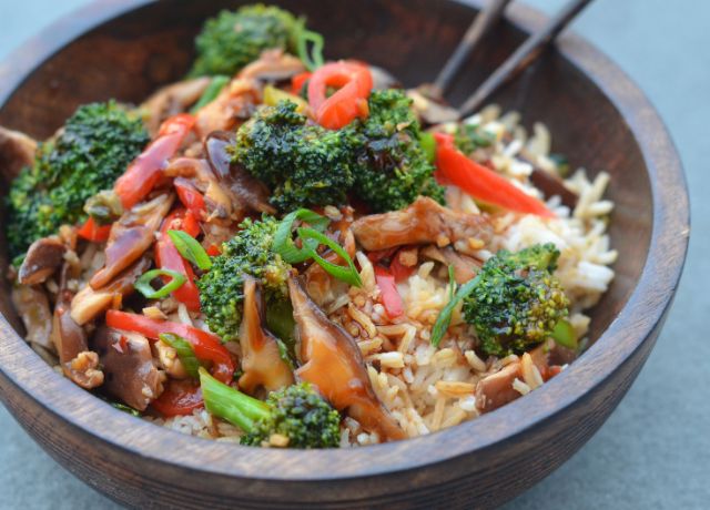 Makan Sayur dan Buah, Penting Dilakukan Sebelum Diberi Vaksin Covid-19