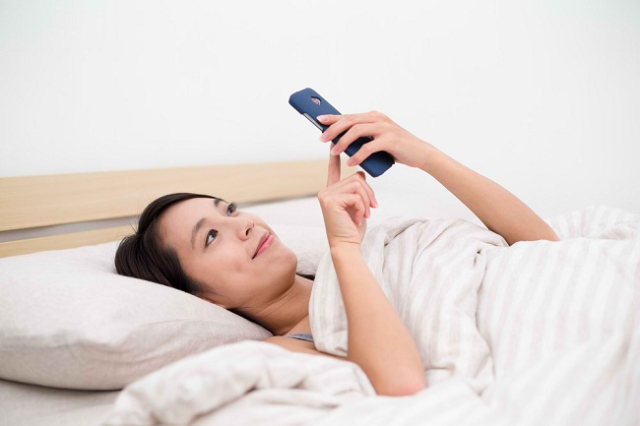 Waktu Online Bertambah Selama Pandemi, Hati-Hati Hal Ini Bisa Bikin Stres!