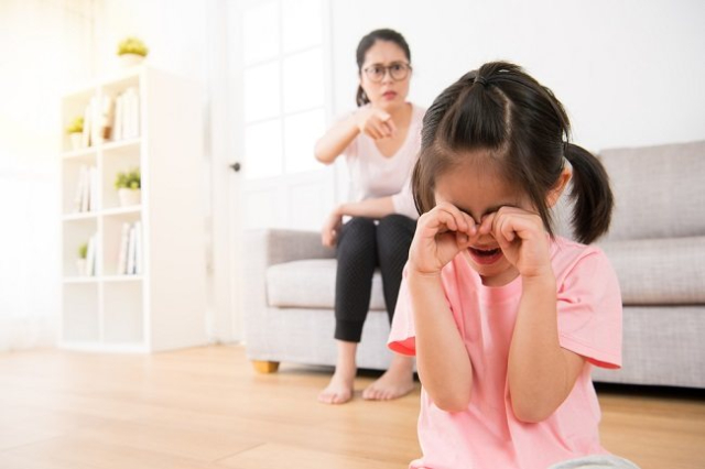 Moms, Ini Lho 5 Cara Mengendalikan Emosi Anak Tanpa Gunakan Kekerasan
