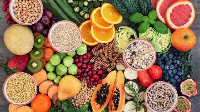 Sahur atau Berbuka, Kapan Ya Waktu Tepat Untuk Minum Vitamin?