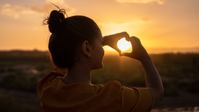 Cara Mencintai Diri Sendiri untuk Kesehatan Fisik & Mental