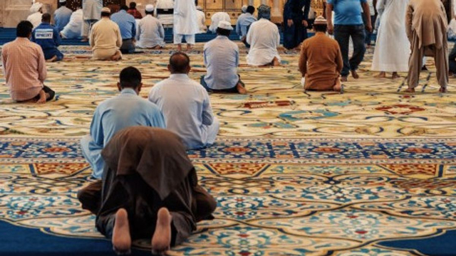 Perlu Diketahui! Panduan Aman Shalat Tarawih Selama Pandemi Covid-19