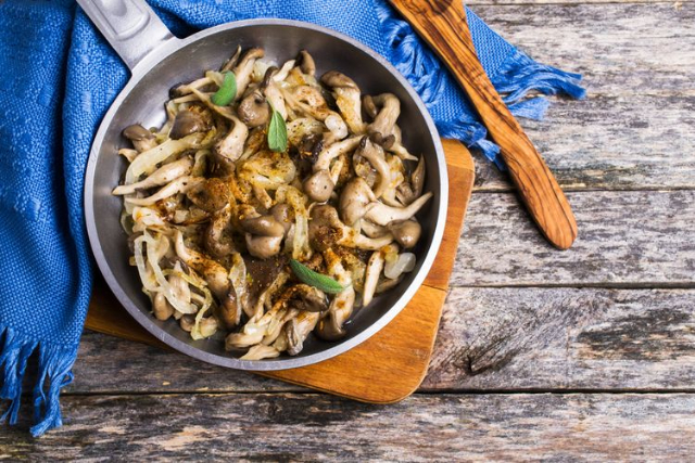 Imun Tetap Kuat Selama Puasa, Yuk Coba 6 Menu Sahur Kaya Nutrisi Ini!