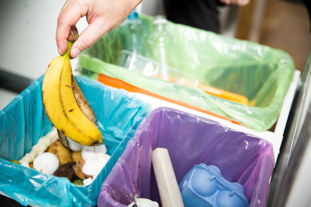 4 Poin Penting Dalam Menangani Sampah Belanja Online Selama Pandemi