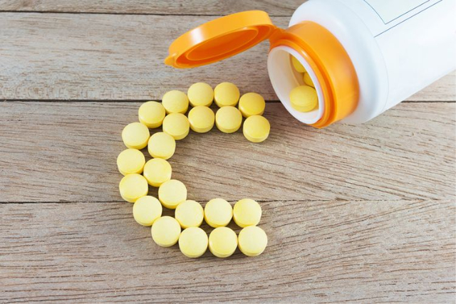 Wajib Tahu! Begini Cara Tepat Konsumsi Vitamin C Bagi Penderita Gerd