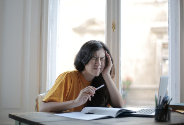 Overthinking di Masa Pandemi, Atasi Dengan 4 Cara Ini!