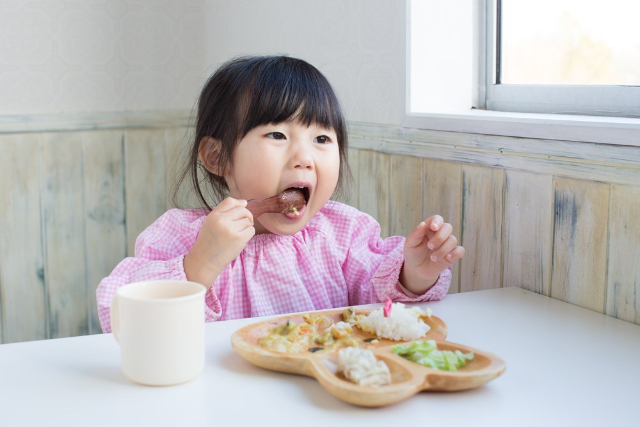 Anak Juga Bisa Stres! Lakukan 4 Tips Ini Untuk Atasinya